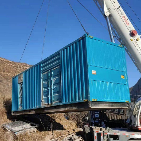 龙沙发电机的发电效率受多种因素影响，主要包括以下几个方面：