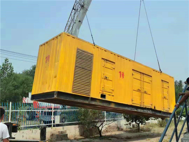 龙沙300KW柴油发电机组油耗是多少？