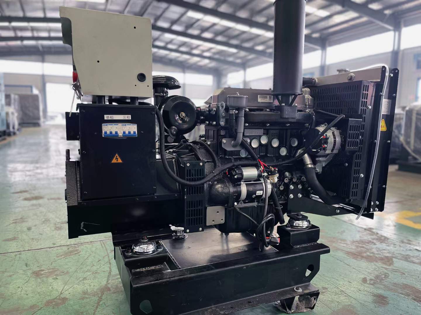 龙沙如何降低电感性负载对发电机的影响？