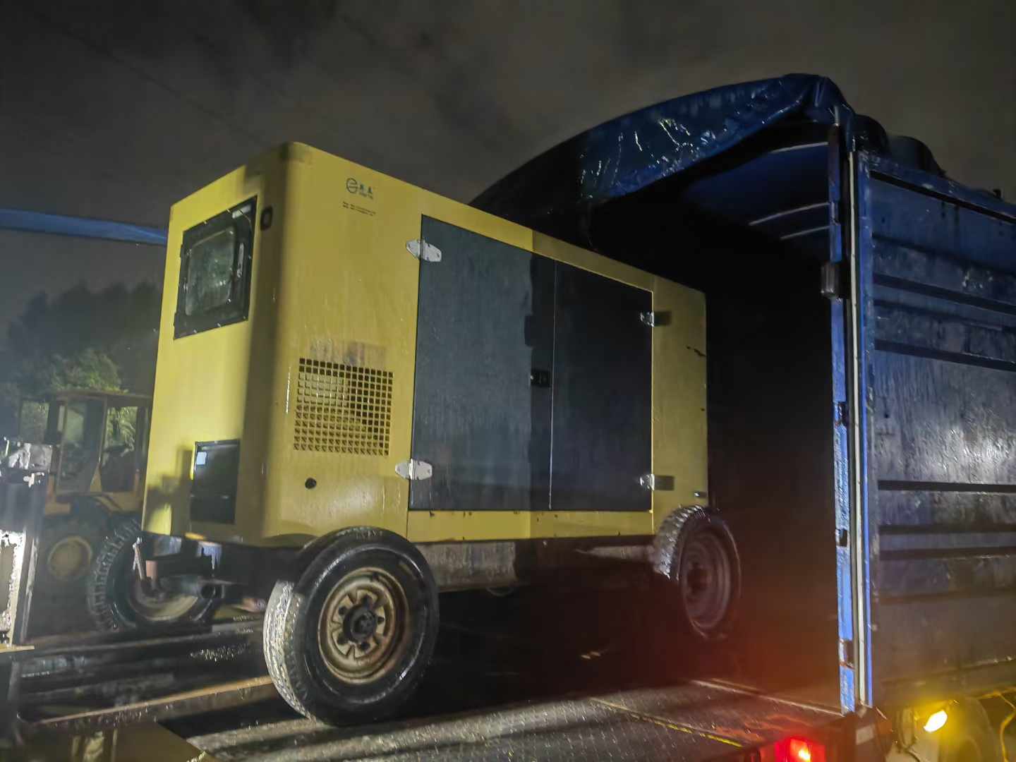 龙沙如何根据负载特性选择合适的柴油发电机？