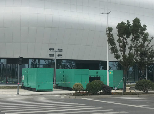 龙沙柴油发电机组保养周期是多久？