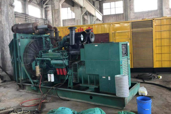 龙沙发电机组的空气滤清器应该如何保养？