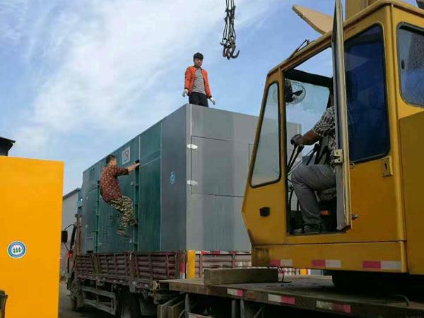 龙沙更换水冷式机油散热器密封件的操作流程是怎样的？